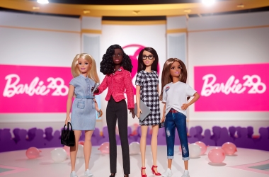 2020 Barbie Campaign Team Set